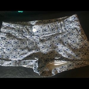 Red Camel size 9 blue an white shorts